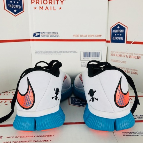 GS NIKE FREE HYPERVENOM 705390-10 Size 5.5 - Picture 7 of 8